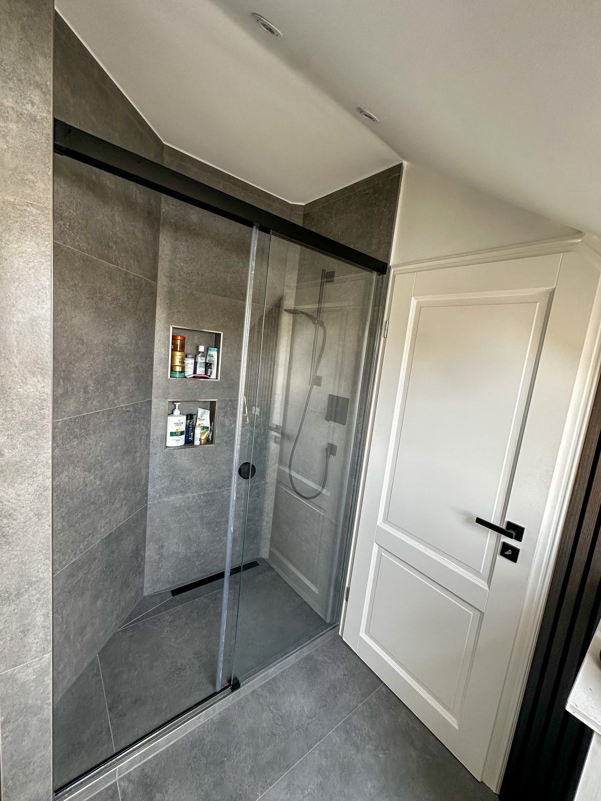 Dusche – Arbeit von Glas STREICH